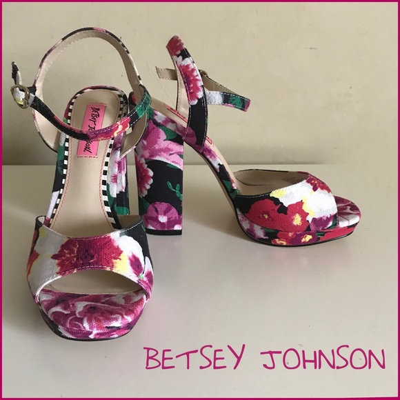 Betsey Johnson Shoes - BETSEY JOHNSON Heeled Sandals